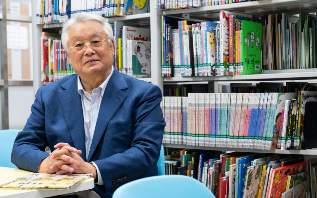 신동아 메인사진